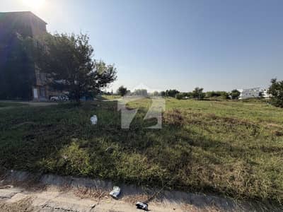 1 Kanal Corner Plot Naval Anchorage M Block