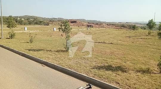 DHA phase 7 lilly block ready plot