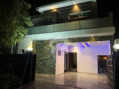 10 MARLA HOUSE AVAILABLE FOR RENT DHA PHASE 4