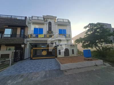 Ideal House For Sale In Jinnah Gardens Phase 1
