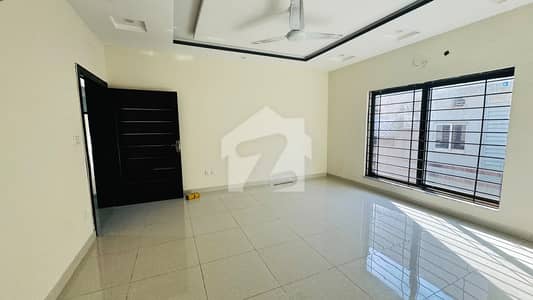 1 Kanal Upper Portion For Rent