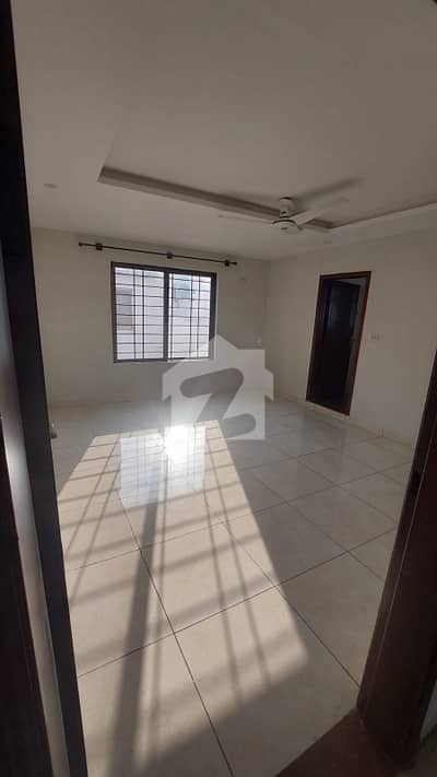 2 Bed Flat Available For Sale 2 Bed Flat Available For Sale