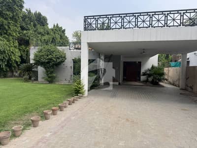 شاہ جمال لاہور میں 6 کمروں کا 4 کنال مکان 24.0 کروڑ میں برائے فروخت۔