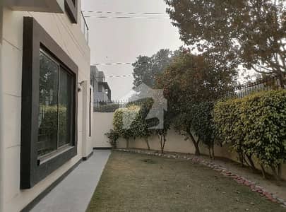 20 Marla 5 bedrooms House for rent in DHA Phase 4 Lahore.