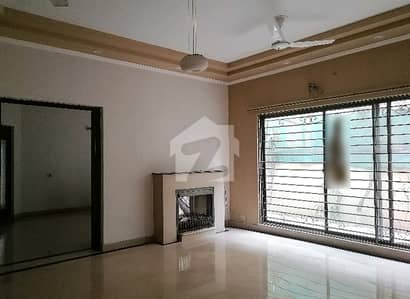 To sale You Can Find Spacious House In Lake City - Sector M-3