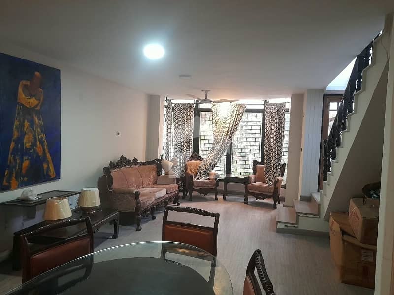 Ideal Upper Portion Is Available For Rent In F-8 Ideal Upper Portion Is Available For Rent In F-8