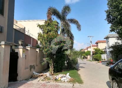 Property For Sale In Askari 11 - Sector B Lahore Is Available Under Rs. 52000000