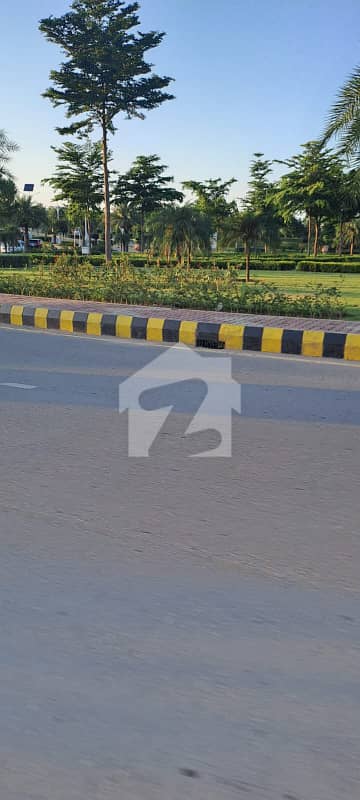 گلبرگ گرینز ۔ بلاک اے گلبرگ گرینز,گلبرگ,اسلام آباد میں 10 کنال رہائشی پلاٹ 27.0 کروڑ میں برائے فروخت۔