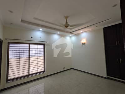 DHA PHASE 06 ONE KANAL UPPER PORTION FOR RENT LOWER LOCKED PERMANENT.
