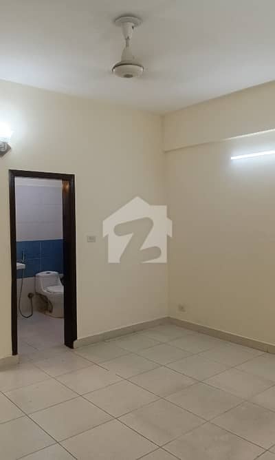 10 Marla Apartment Available For Rent In Askari 11
