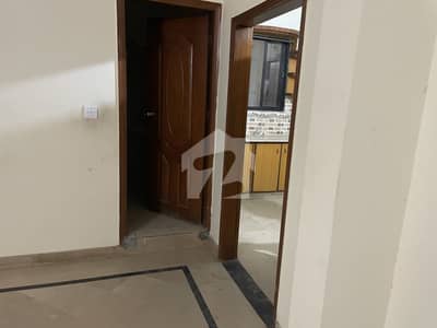 Portion 3 Bed Dd & Tv Lounge