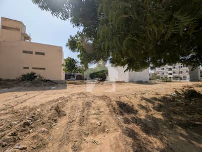 150ft Wide Road Chance Deal For Sale In Sector R/3