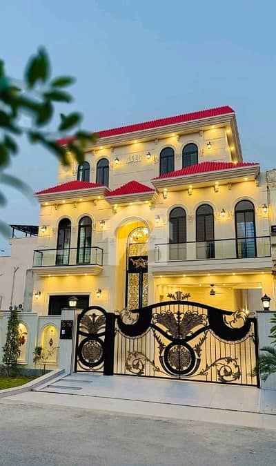 Prime Location House Of 10 Marla Is Available For Sale In Citi Housing Society, Citi Housing Society