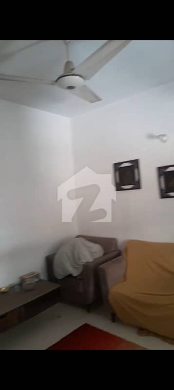 1ST FLOOR PORTION 3BED DD 240SQURE YARDS AVAILABLE FOR RENT