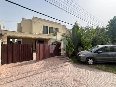 ڈی ایچ اے فیز 4 ڈی ایچ اے ڈیفینس,لاہور میں 5 کمروں کا 1 کنال مکان 7.0 کروڑ میں برائے فروخت۔ ڈی ایچ اے فیز 4 ڈی ایچ اے ڈیفینس,لاہور میں 5 کمروں کا 1 کنال مکان 7.0 کروڑ میں برائے فروخت۔