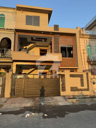 نیو سٹی فیز 2 نیو سٹی,واہ میں 7 کمروں کا 5 مرلہ مکان 1.7 کروڑ میں برائے فروخت۔ نیو سٹی فیز 2 نیو سٹی,واہ میں 7 کمروں کا 5 مرلہ مکان 1.7 کروڑ میں برائے فروخت۔