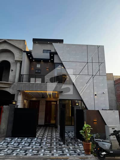 Brand New 5 Marla House For Sale In Tulip Overseas Block, Park View City, Lahore