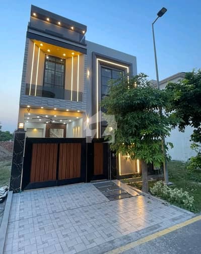 Stunning Prime Location House Is Available For sale In Royal Palm City - Block G Stunning Prime Location House Is Available For sale In Royal Palm City - Block G