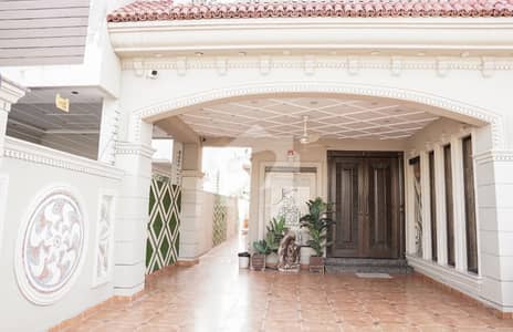 Stunning 10 Marla Spanish Villa in DHA Phase 6