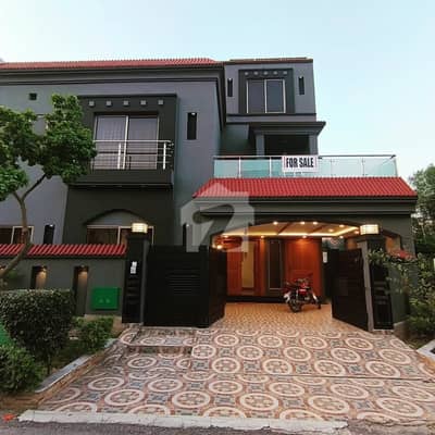 8 Marla Corner House for Sale in Sector D, Bahria Town Lahore