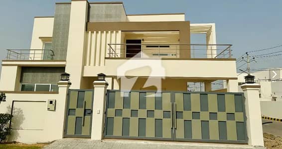 Prime Location 500 Sq. Yards House Available for Sale in Falcon Complex New Malir