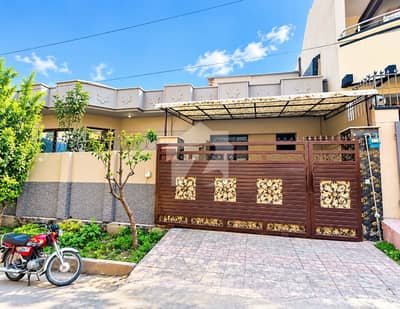 BEAUTIFUL 11.3 MARLA HOUSE SINGLE STOREY FOR SALE IN WAKEEL COLONY