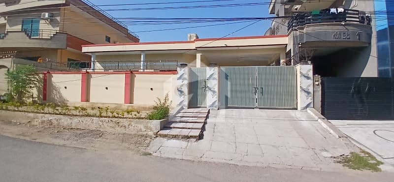 1 Kanal Single Storey House for Sale 1 Kanal Single Storey House for Sale