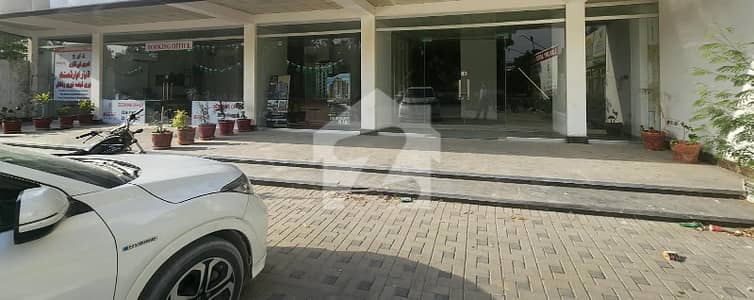 Commercial Space Available For Sale At Prime Location Of Jauhar Maine 200 Ft Road Facing Perfect Investment For Rental Yields Commercial Space Available For Sale At Prime Location Of Jauhar Maine 200 Ft Road Facing Perfect Investment For Rental Yields