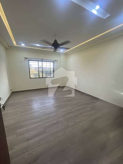 4 Bedroom Askari Apartment Available For Rent In DHA Phase 5 Islambad