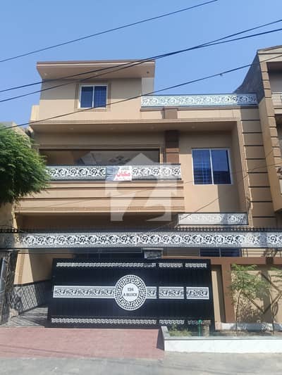 Spacious Prime Location House Is Available For Sale In Ideal Location Of Airport Housing Society - Sector 4