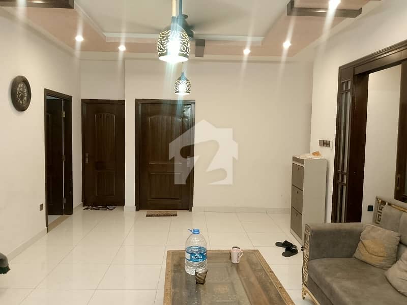2200 Square Feet Flat In Only Rs. 60000000 2200 Square Feet Flat In Only Rs. 60000000