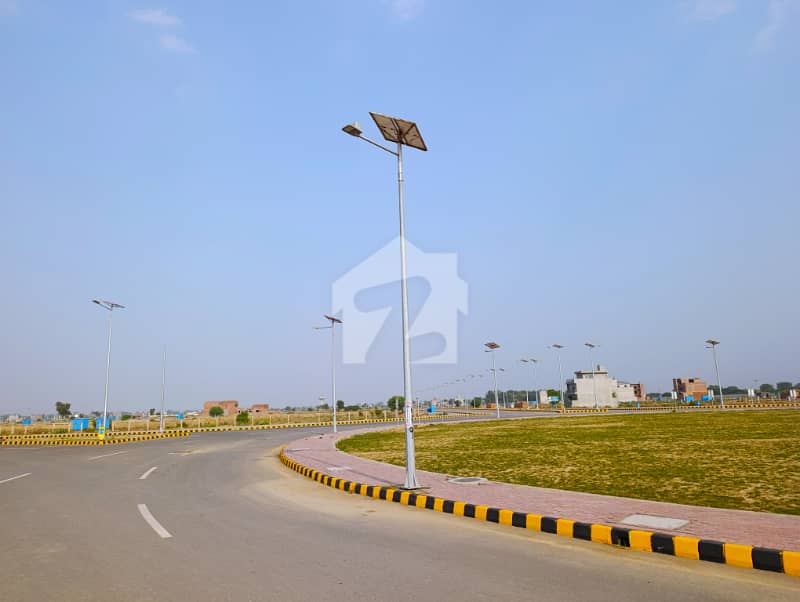 Plot File Available in Iqbal Sector Plot File Available in Iqbal Sector
