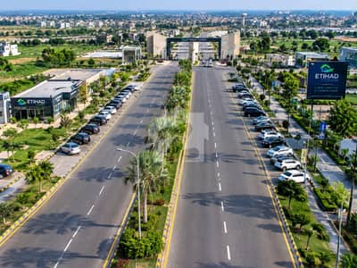 اتحاد ٹاؤن فیز 4 چناب روڈ,لاہور میں 2 کنال رہائشی پلاٹ 3.7 کروڑ میں برائے فروخت۔