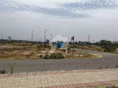 ڈی ایچ اے فیز9 پریزم - بلاک کیو ڈی ایچ اے فیز9 پریزم,ڈی ایچ اے ڈیفینس,لاہور میں 1 کنال رہائشی پلاٹ 3.85 کروڑ میں برائے فروخت۔ ڈی ایچ اے فیز9 پریزم - بلاک کیو ڈی ایچ اے فیز9 پریزم,ڈی ایچ اے ڈیفینس,لاہور میں 1 کنال رہائشی پلاٹ 3.85 کروڑ میں برائے فروخت۔