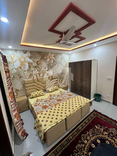 1 BED MULTI TRANSFER FLAT AVAILABLE FOR SALE ( BANK LOAN ALSO AVAILABLE) IN B 17 ( B MARKAZ)