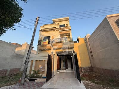 الرحمان گارڈن فیز 2 الرحمان گارڈن,لاہور میں 3 کمروں کا 3 مرلہ مکان 1.42 کروڑ میں برائے فروخت۔