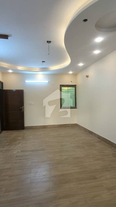 PORTION FOR RENT WITH ROOF