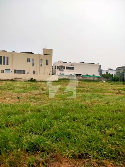 Premium 1 Kanal Pair Plot | Prime & Hot Location For Sale