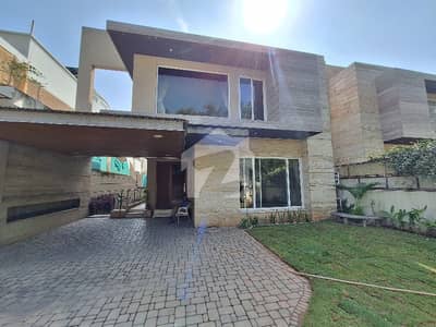 F7 Beautiful Brand New House Available For Rent