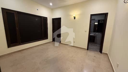 FOR RENT: 500 SQ YARDS LIKE-NEW UPPER PORTION DHA PHASE 8, KARACHI