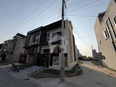 بسم اللہ ہاؤسنگ سکیم جی ٹی روڈ,لاہور میں 3 کمروں کا 3 مرلہ مکان 1.55 کروڑ میں برائے فروخت۔ بسم اللہ ہاؤسنگ سکیم جی ٹی روڈ,لاہور میں 3 کمروں کا 3 مرلہ مکان 1.55 کروڑ میں برائے فروخت۔