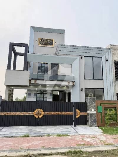 بحریہ ٹاؤن سیکٹر ای بحریہ ٹاؤن,لاہور میں 3 کمروں کا 10 مرلہ بالائی پورشن 80.0 ہزار میں کرایہ پر دستیاب ہے۔ بحریہ ٹاؤن سیکٹر ای بحریہ ٹاؤن,لاہور میں 3 کمروں کا 10 مرلہ بالائی پورشن 80.0 ہزار میں کرایہ پر دستیاب ہے۔