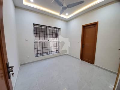 4 MARLA UPPER PORTION AVAILABLE FOR RENT D-12 ISLAMABAD ROAD