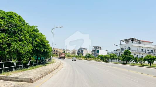 بحریہ ٹاؤن فیز 8 ۔ بلاک ای بحریہ ٹاؤن فیز 8,بحریہ ٹاؤن راولپنڈی,راولپنڈی میں 10 مرلہ رہائشی پلاٹ 95.0 لاکھ میں برائے فروخت۔ بحریہ ٹاؤن فیز 8 ۔ بلاک ای بحریہ ٹاؤن فیز 8,بحریہ ٹاؤن راولپنڈی,راولپنڈی میں 10 مرلہ رہائشی پلاٹ 95.0 لاکھ میں برائے فروخت۔