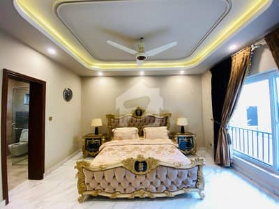 ایف ۔ 7 اسلام آباد میں 5 کمروں کا 1 کنال مکان 45.0 کروڑ میں برائے فروخت۔