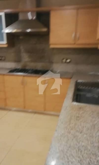 Silver Oaks 3 Bed Luxury Apartment Silver Oaks 3 Bed Luxury Apartment