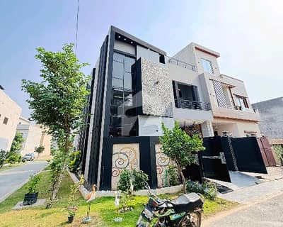 House Of 5 Marla Is Available For sale In Park View City - Platinum Block