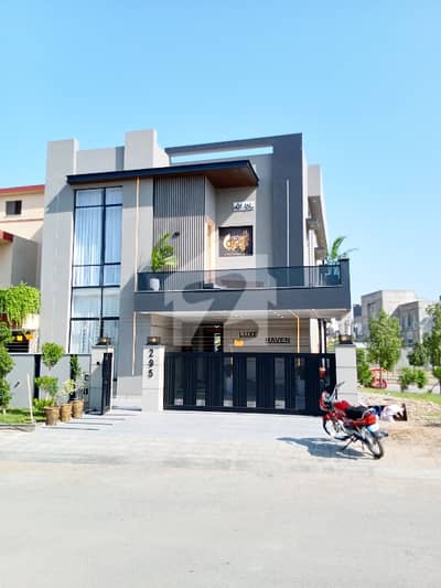 Designer Double Hight Back Open House For Sale