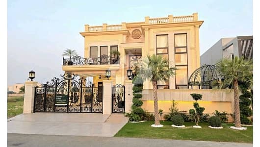 ڈی ایچ اے فیز 8 ڈی ایچ اے ڈیفینس,لاہور میں 5 کمروں کا 1 کنال مکان 12.5 کروڑ میں برائے فروخت۔
