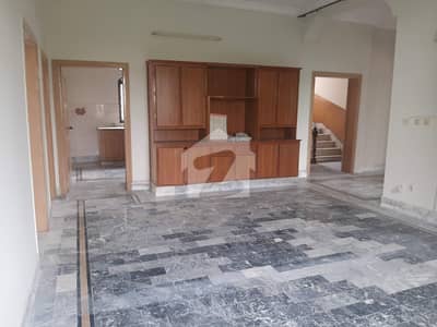 G/11 500gaz Seprat Gate 3bed Uppar Portion Available For Rent, No Real Piks